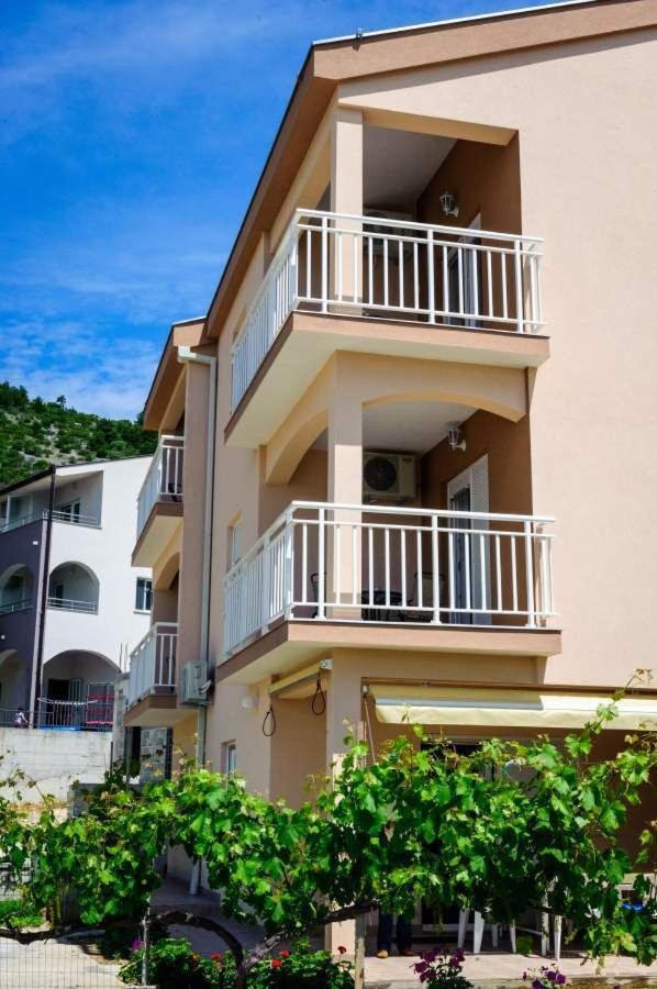 Apartments Ljuba Duba Extérieur photo